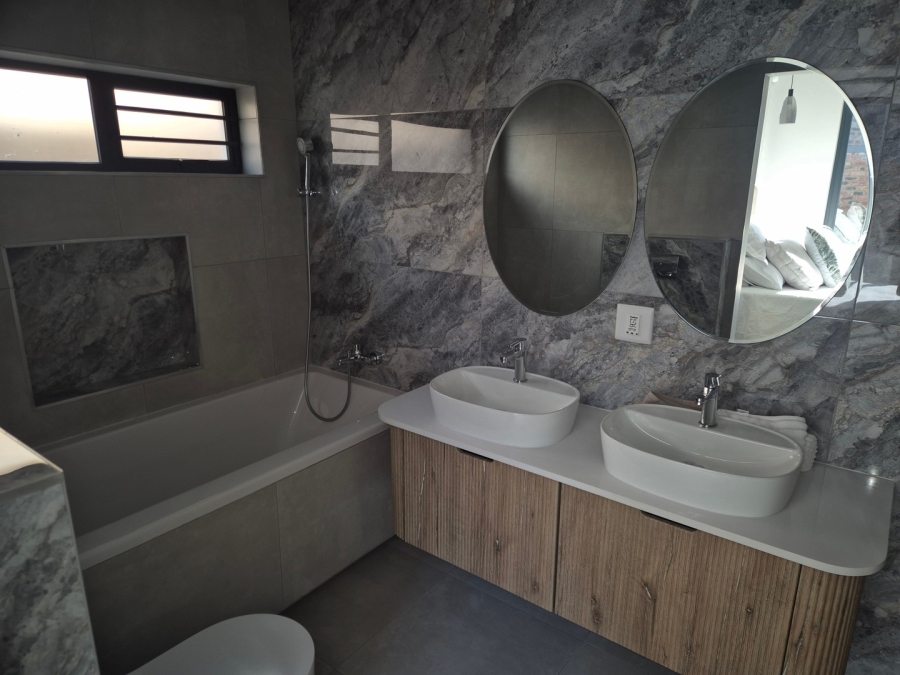 To Let 3 Bedroom Property for Rent in Van Der Hoff Park North West